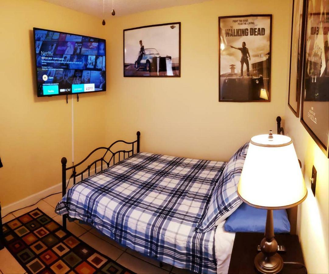 A1 Private Room With 55" Smart Tv Near Everything Orlando Eksteriør billede
